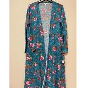 ⚡️FLASH SALE⚡️LuLaRoe Sarah Disney Rose Teal M